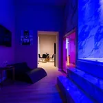 Bed and breakfast Maximum Hub Suite&spa 4*