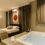 Maximum Hub Suite&spa Bed and Breakfast Παλέρμο