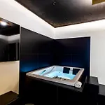 Maximum Hub Suite&spa