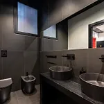 Maximum Hub Suite&spa Παλέρμο
