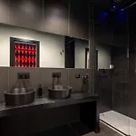 Maximum Hub Suite&spa