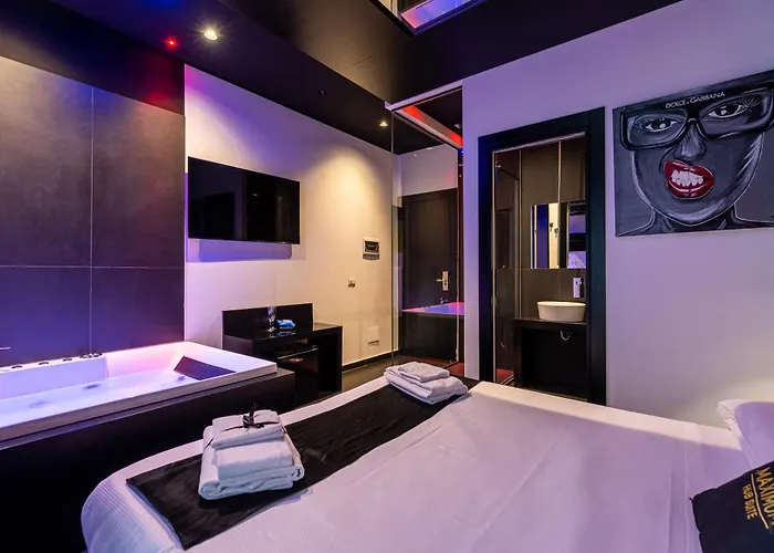 Maximum Hub Suite&spa 4* 팔레르모