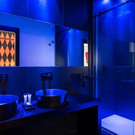 Maximum Hub Suite&spa Palerme