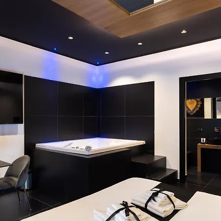 Maximum Hub Suite&spa Oda ve Kahvaltı Palermo