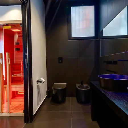Maximum Hub Suite&spa 2* Palerme