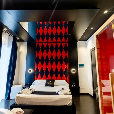 Maximum Hub Suite&spa Couette-café