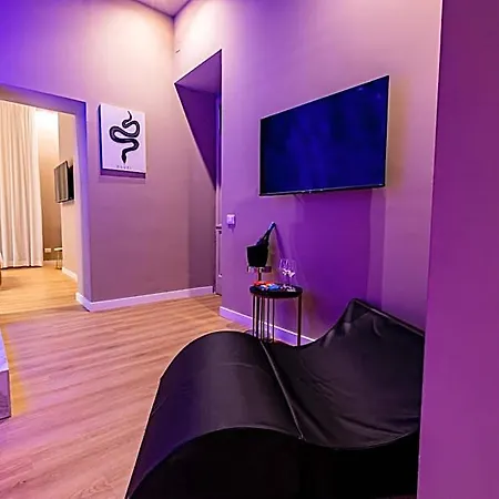 Maximum Hub Suite&spa Oda ve Kahvaltı 4*