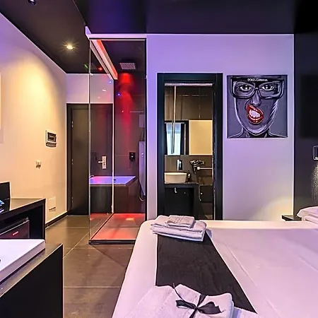 Maximum Hub Suite&spa Oda ve Kahvaltı