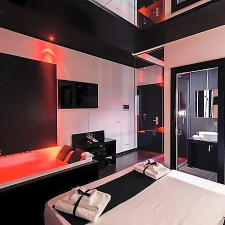 Maximum Hub Suite&spa 4* Palermo