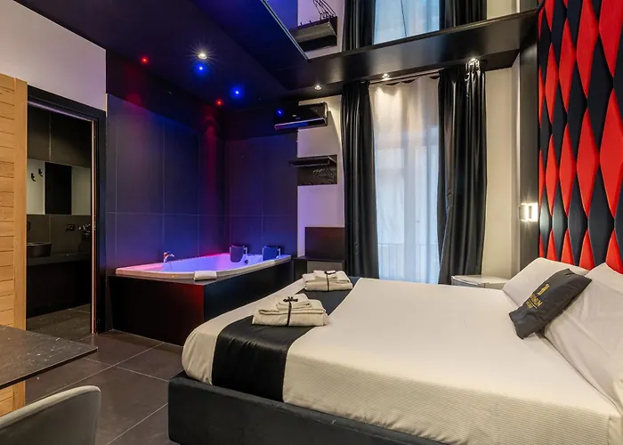 Maximum Hub Suite&spa Panzió 4*