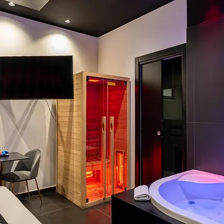 Maximum Hub Suite&spa 4*