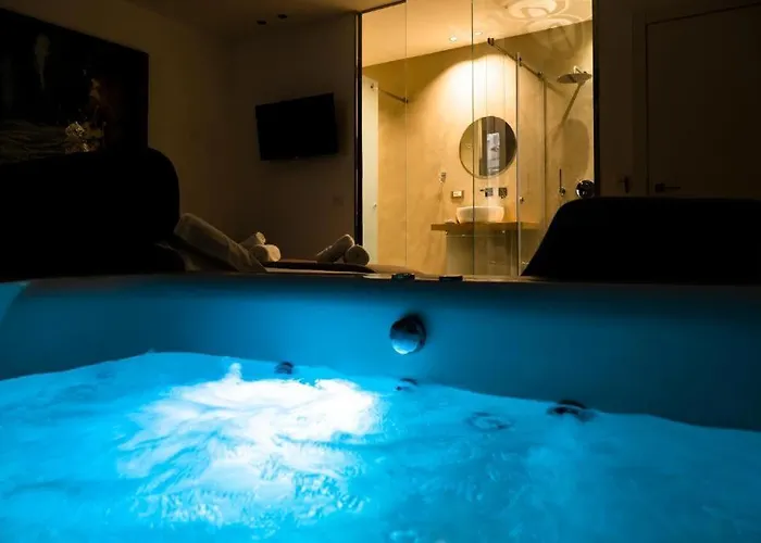 Maximum Hub Suite&spa