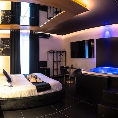 Maximum Hub Suite&spa 4*