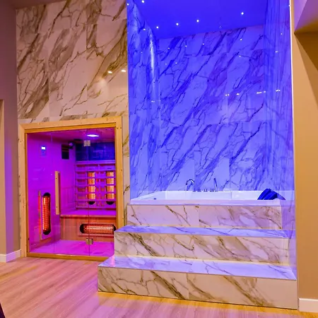 Maximum Hub Suite&spa